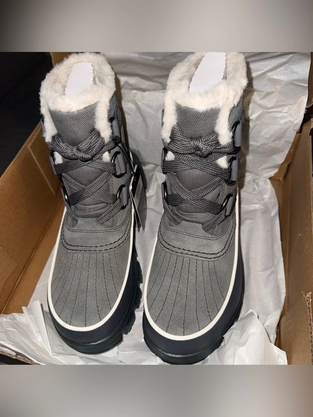 Sorel Tivoli V Faux Fur Lined Waterproof Boot in color Quarry Grill size 6.5